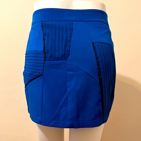 New Twelve by Twelve mini skirt - Size M - Picture 3 of 5